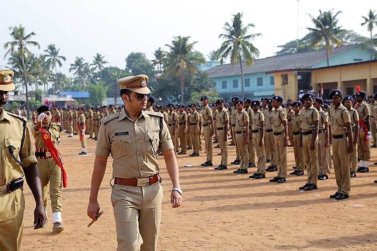 RPF Constable candidate undergoing an eye examination.