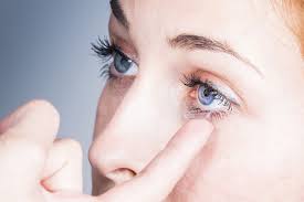 Can I Curl My Lashes After Lasik?